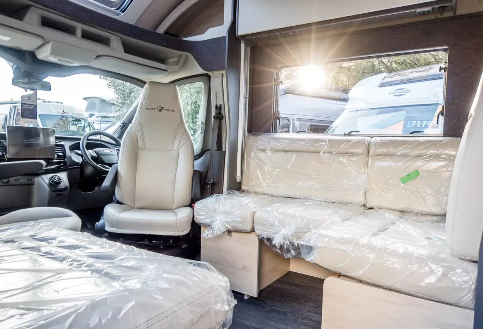 Autotrail F 72 Super Lo Line 