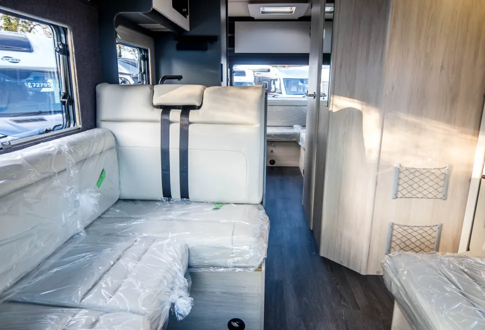 Autotrail F 72 Super Lo Line 