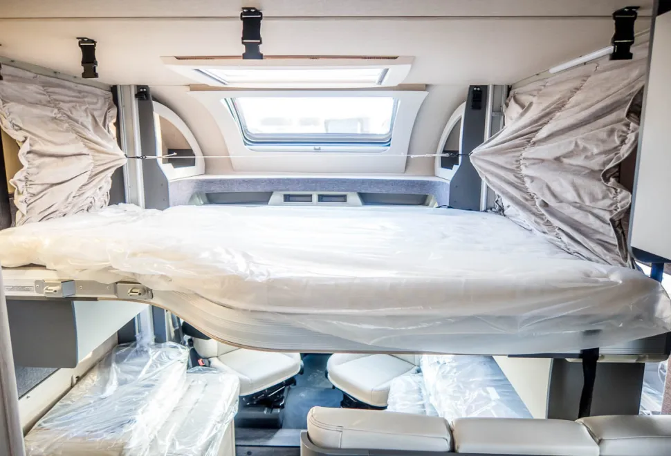 Autotrail F 72 Super Lo Line 