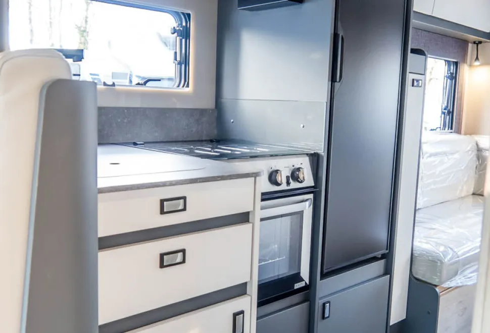 Autotrail F 72 Super Lo Line 