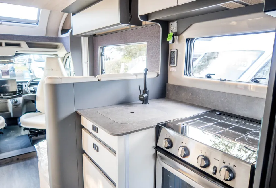 Autotrail F 72 Super Lo Line 