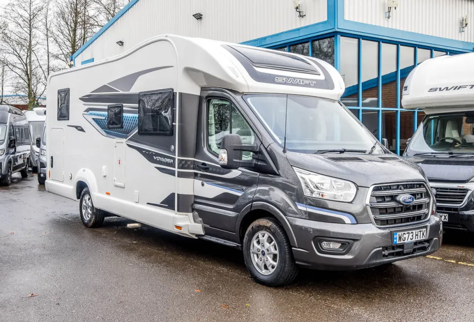 Swift Voyager 594 2023