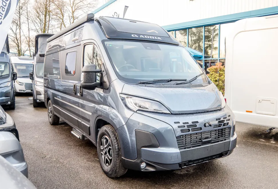 Adria Twin Supreme 600 SPB 