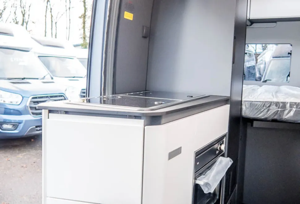 Adria Twin Supreme 600 SPB 