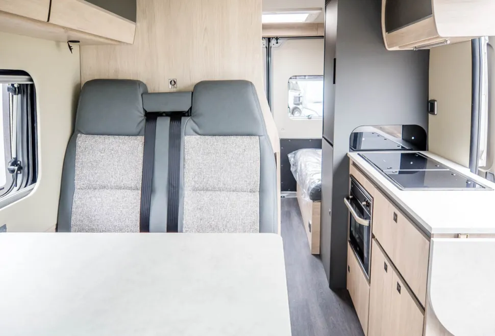 Autotrail Expedition 67 