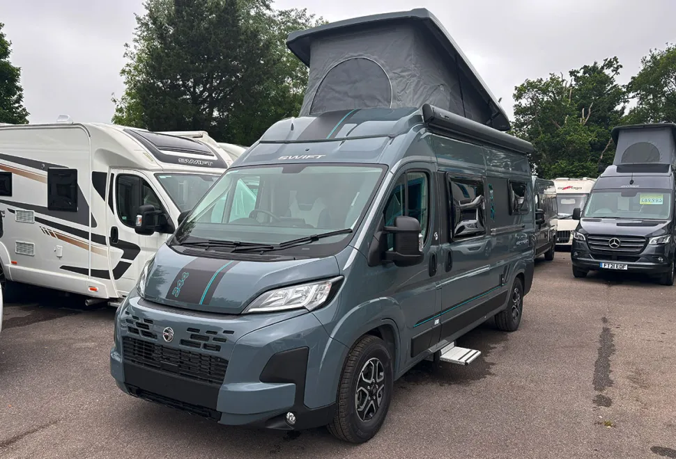 Swift Carrera 244 