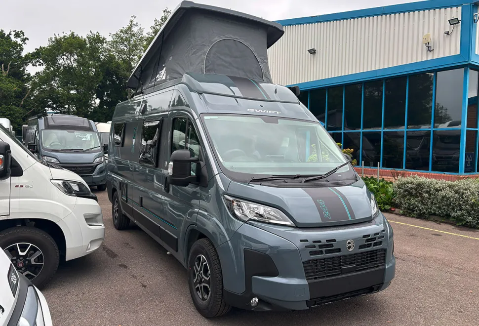 Swift Carrera 244 