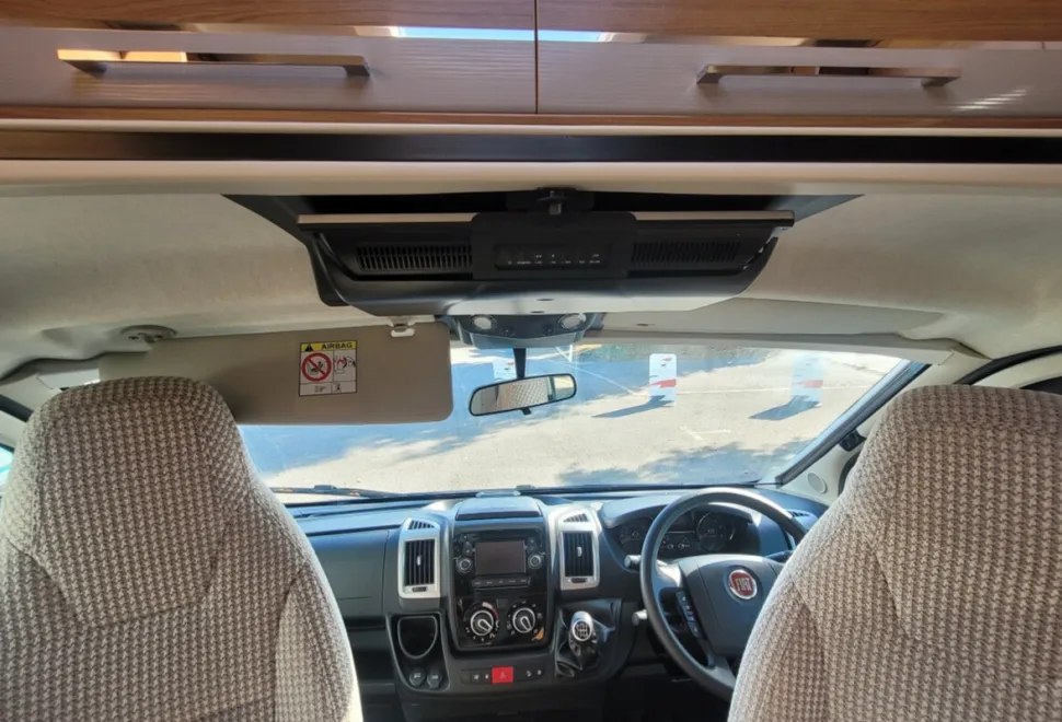 Autotrail Tracker FB 2016
