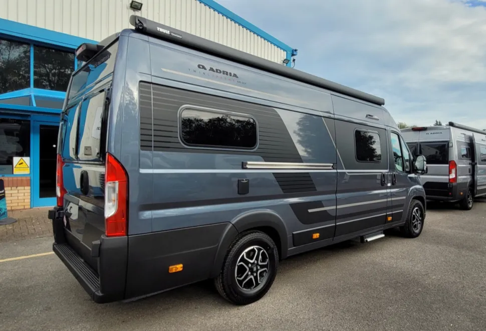 Adria Twin Supreme 640 SGX 