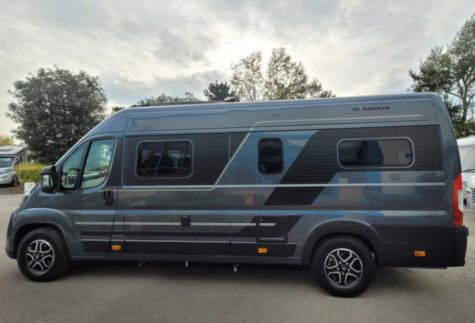 Adria Twin Supreme 640 SGX 