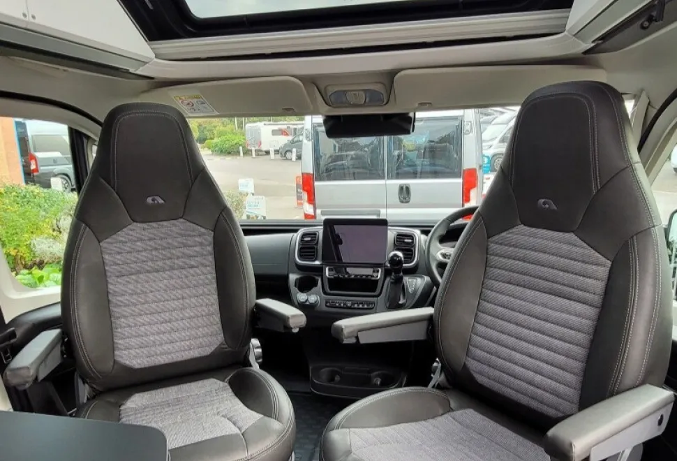 Adria Twin Supreme 640 SGX 