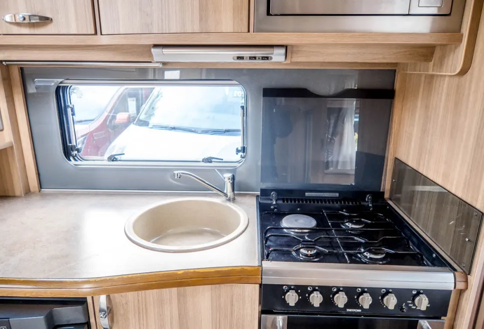 Swift Kontiki 659 2013