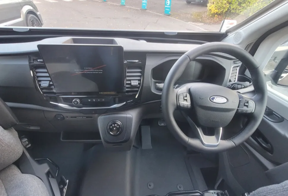 Swift Voyager 584 