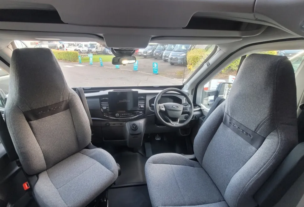 Swift Voyager 584 