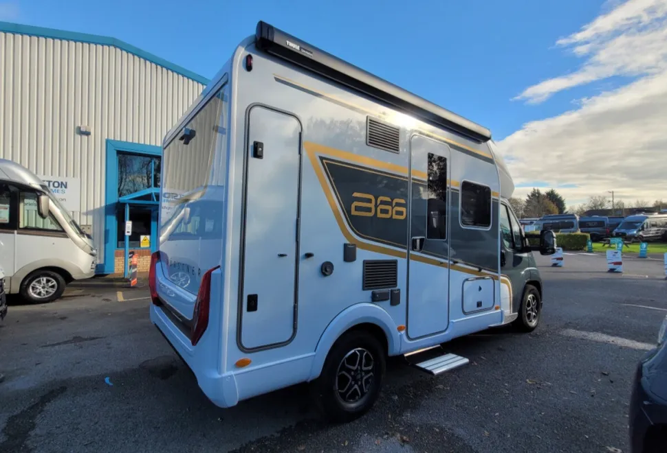 Burstner B66 TD 594 