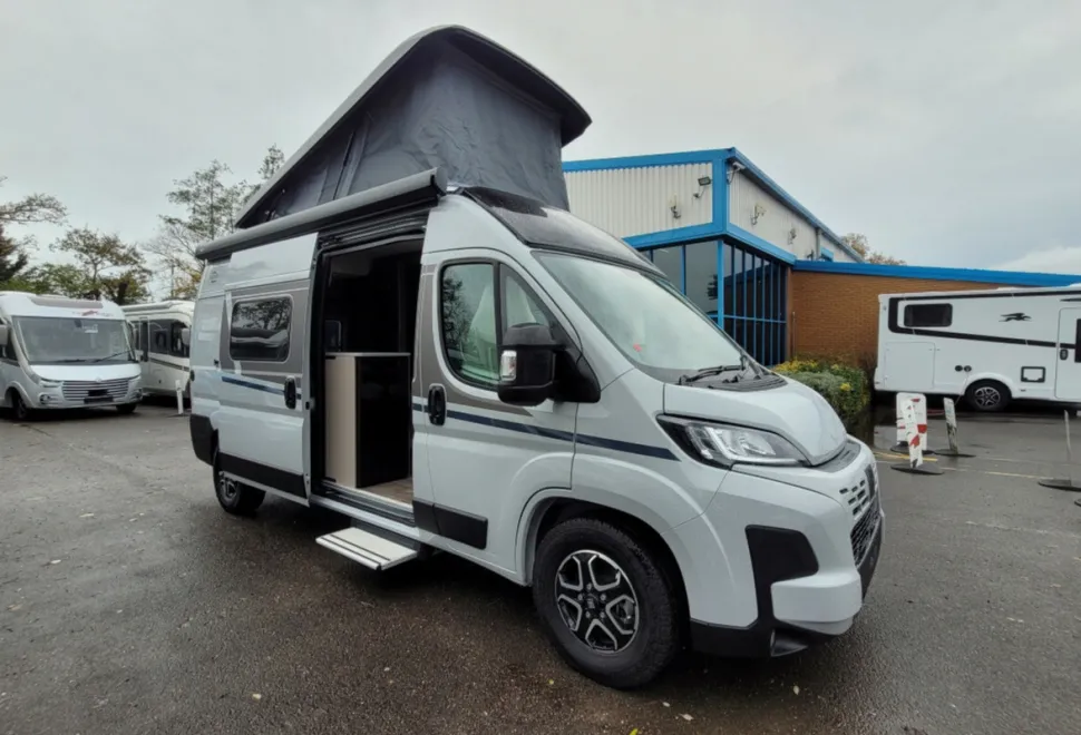 Carado CV 600 Pro Plus Pop Top 