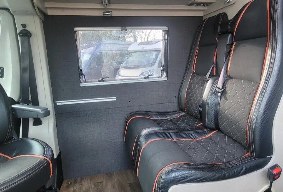 Autocruise Carrera 4 2014