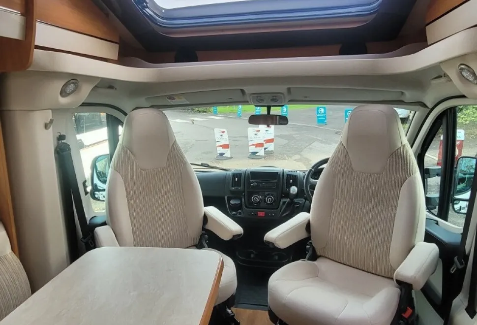 Hymer T-Class 568 SL 2015
