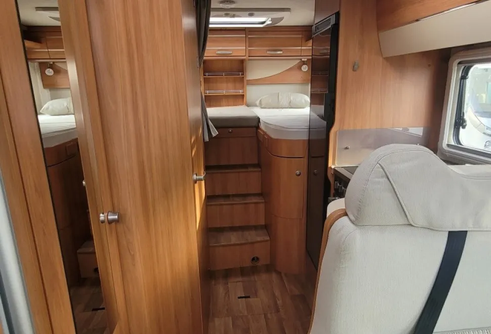 Hymer T-Class 568 SL 2015