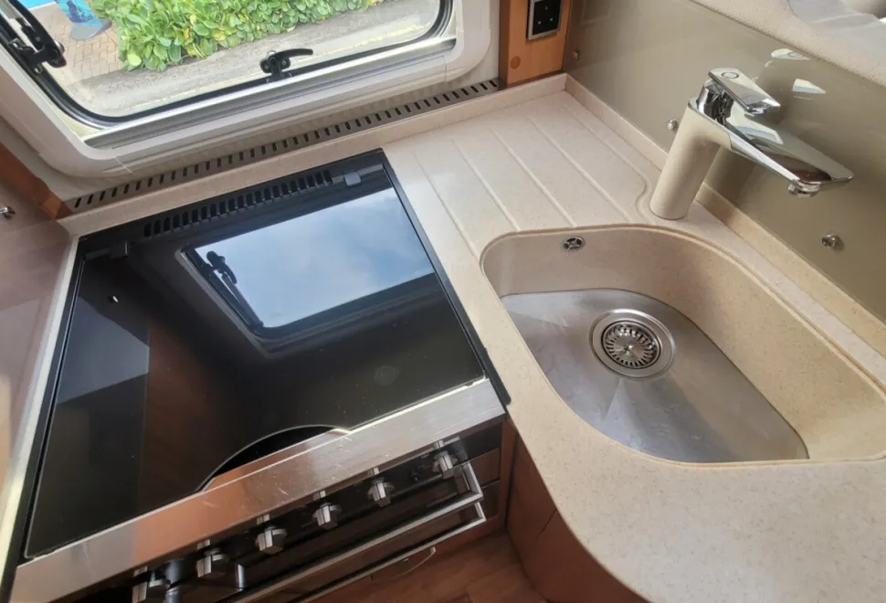 Hymer T-Class 568 SL 2015