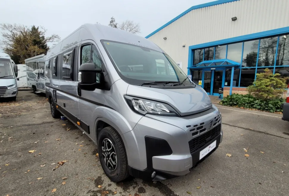 Autotrail Expedition 68 XL 