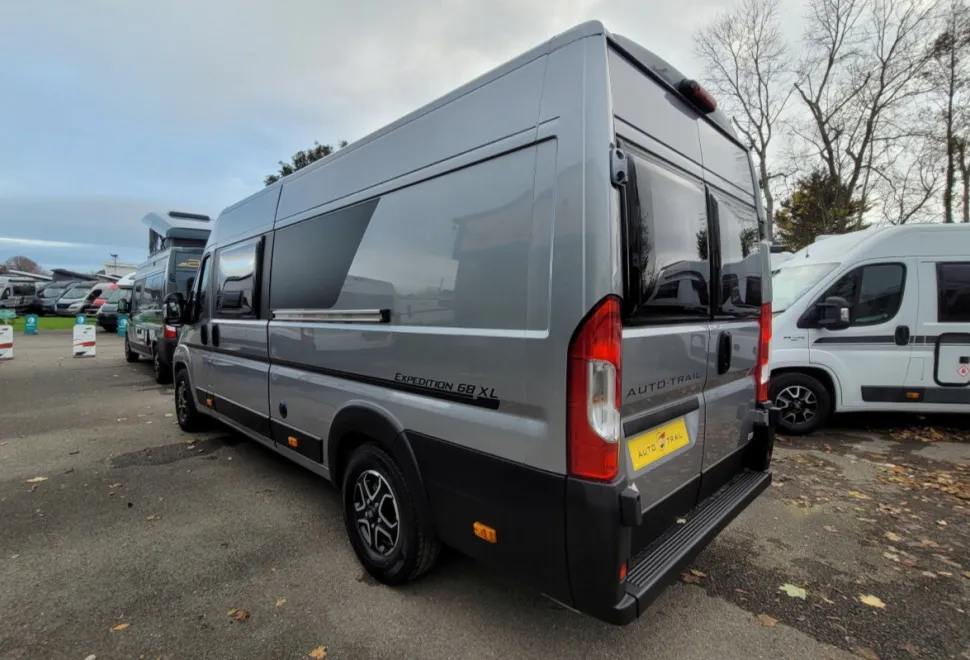 Autotrail Expedition 68 XL 