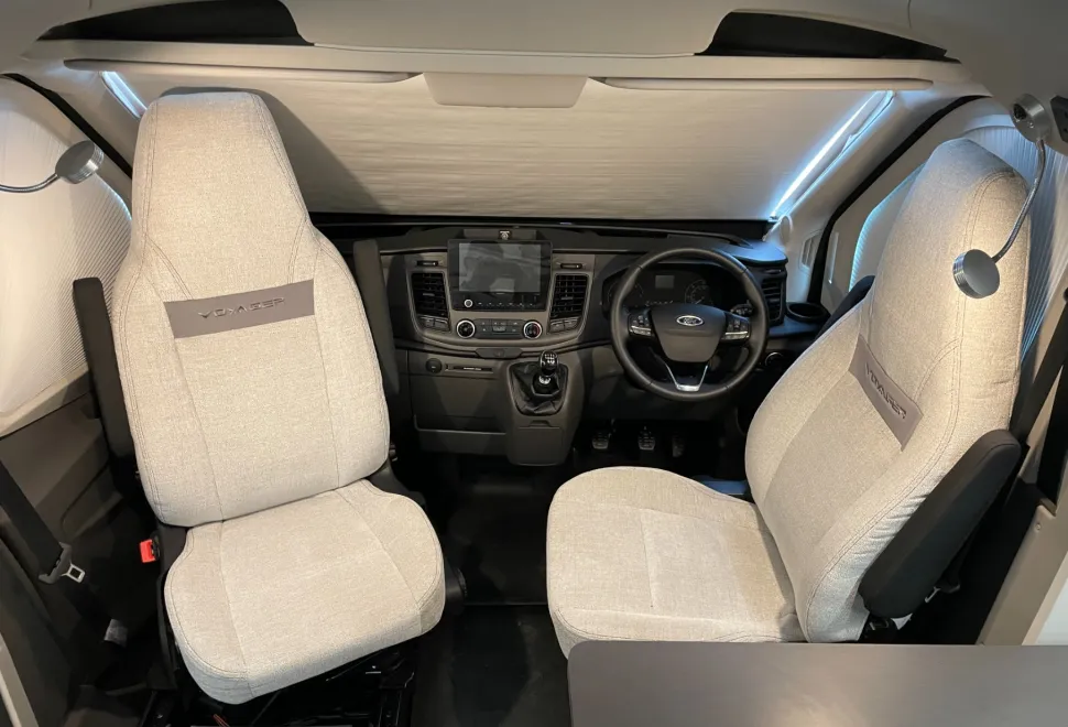 Swift Voyager 494   2024