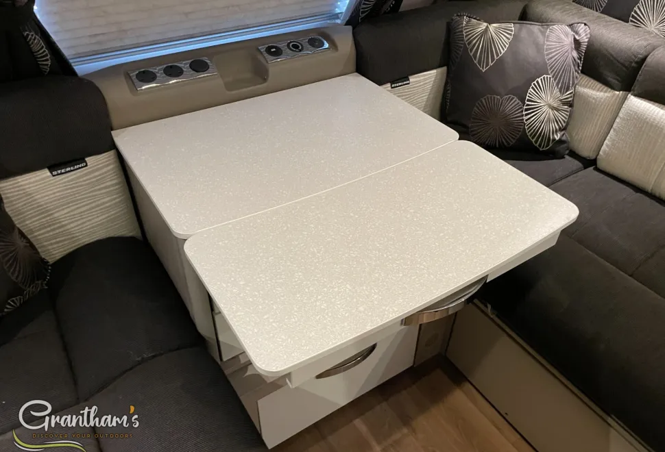Swift Sterling Continental 570   2015