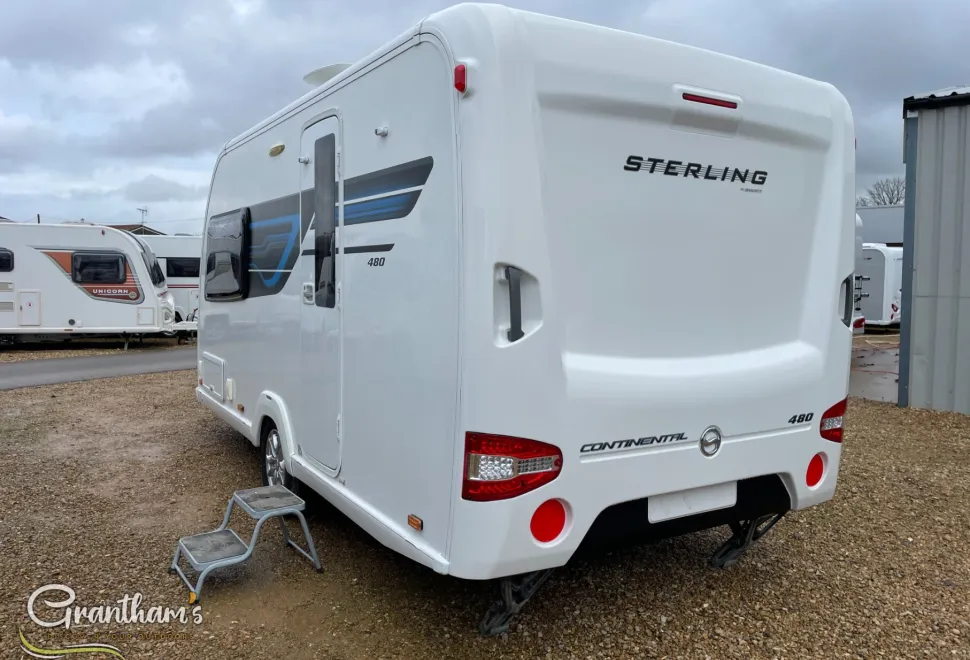 Swift Sterling Continental 570   2015