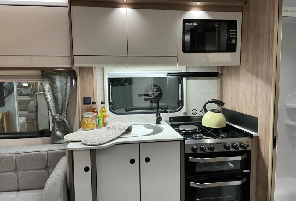 Coachman Acadia   2025