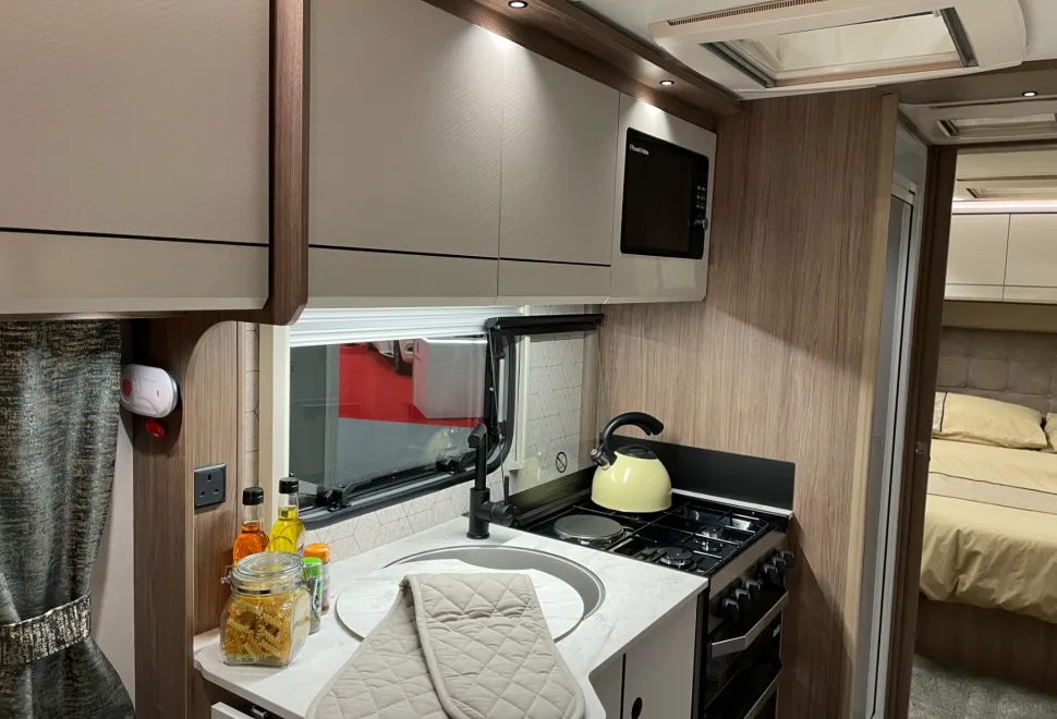 Coachman Acadia   2025