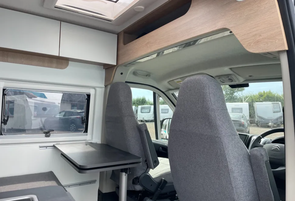 Joa Camp Van 63T   2024