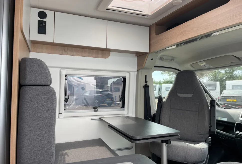 Joa Camp Van 63T   2024