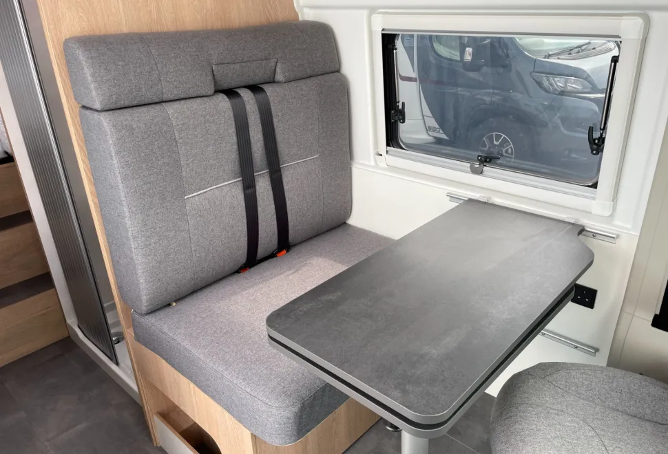 Joa Camp Van 63T   2024