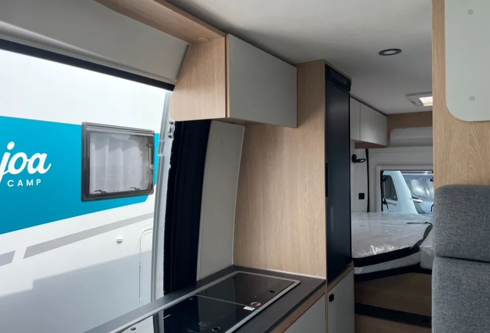 Joa Camp Van 63T   2024