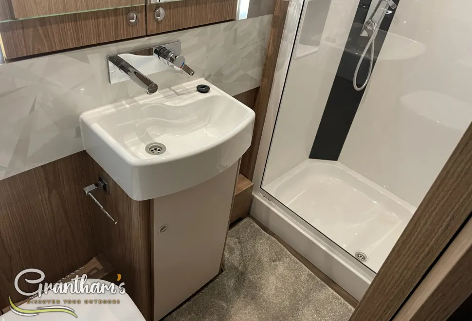 Coachman Laser  2019