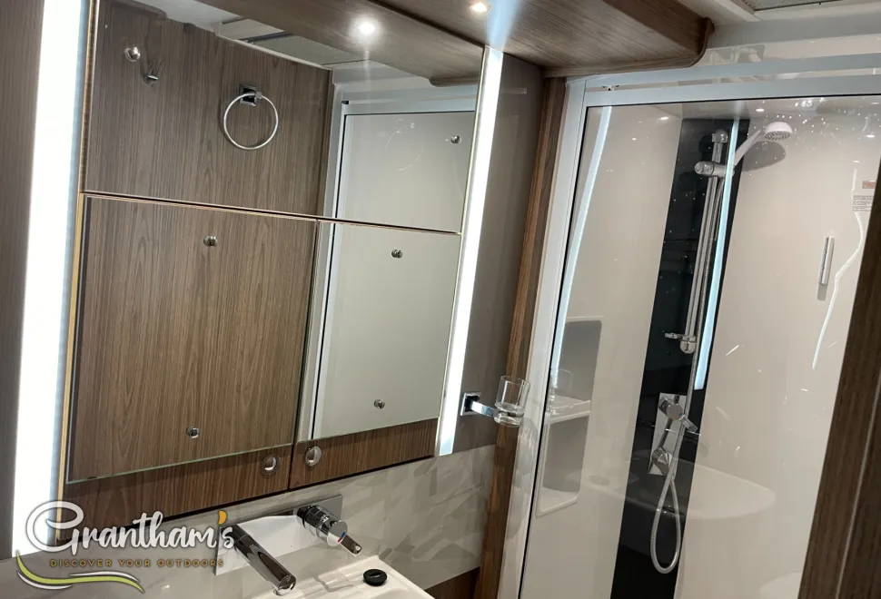 Coachman Laser  2019