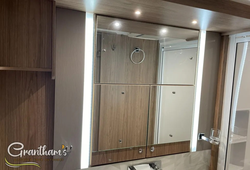 Coachman Laser  2019