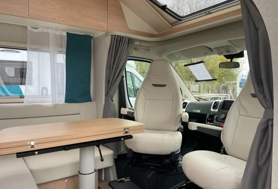 Joa Camp Motorhome 70Q   2025