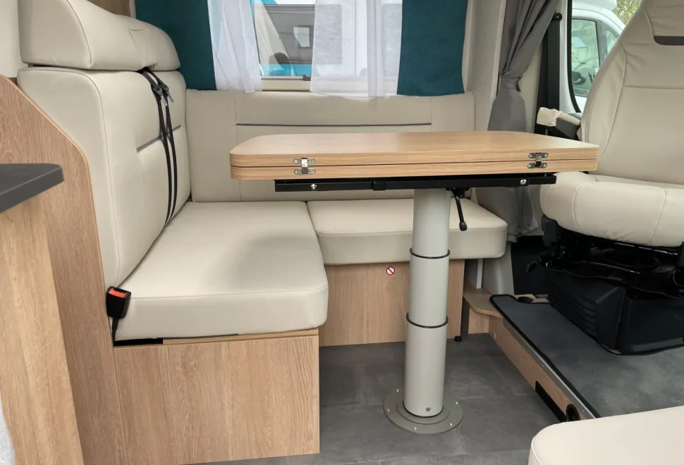 Joa Camp Motorhome 70Q   2025