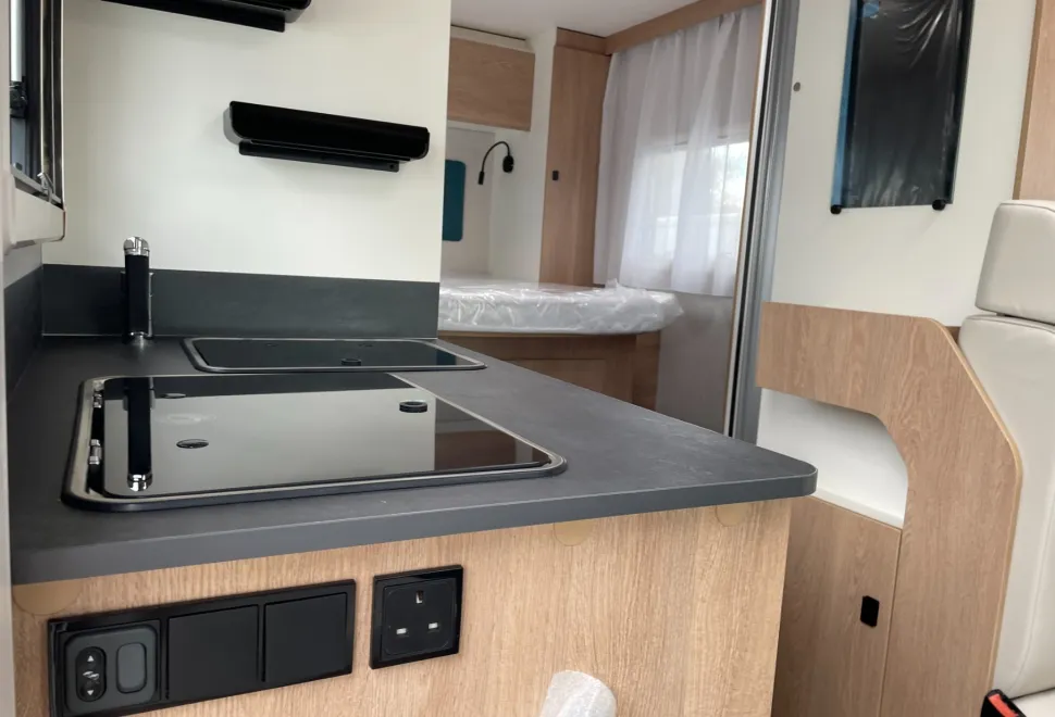 Joa Camp Motorhome 70Q   2025