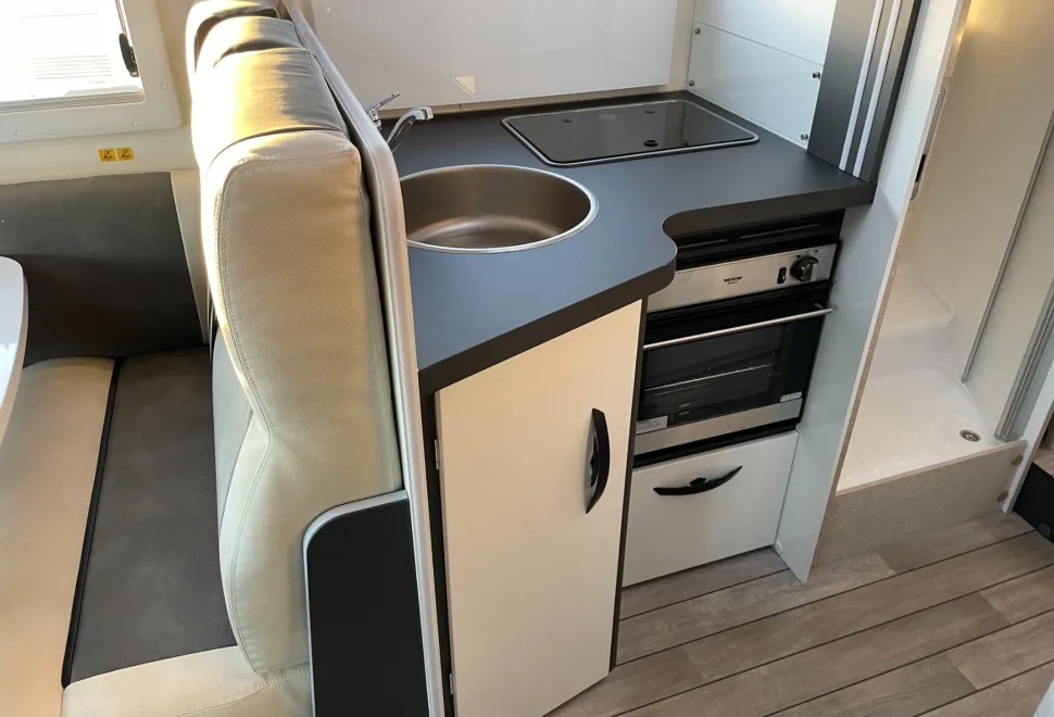 McLouis Fusion 373   2025
