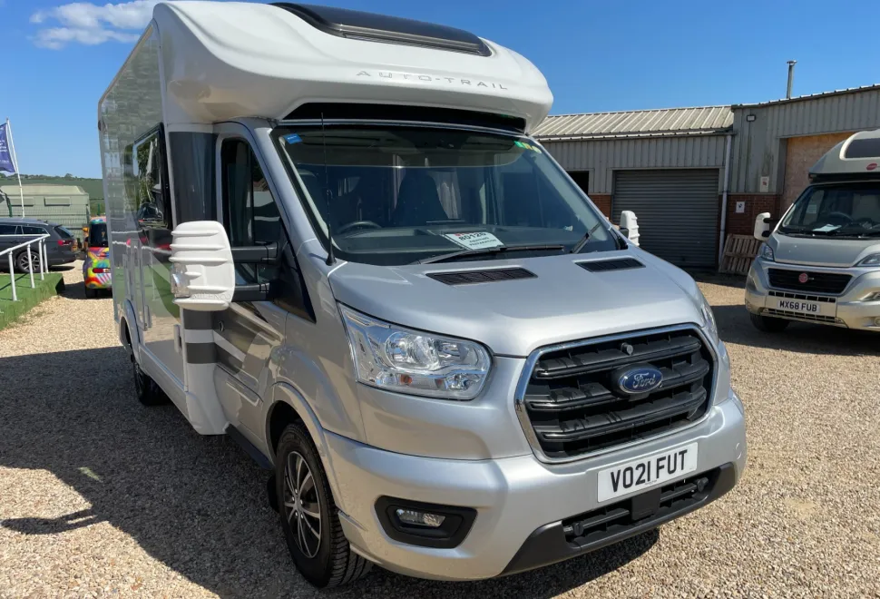 Auto Trail    2021