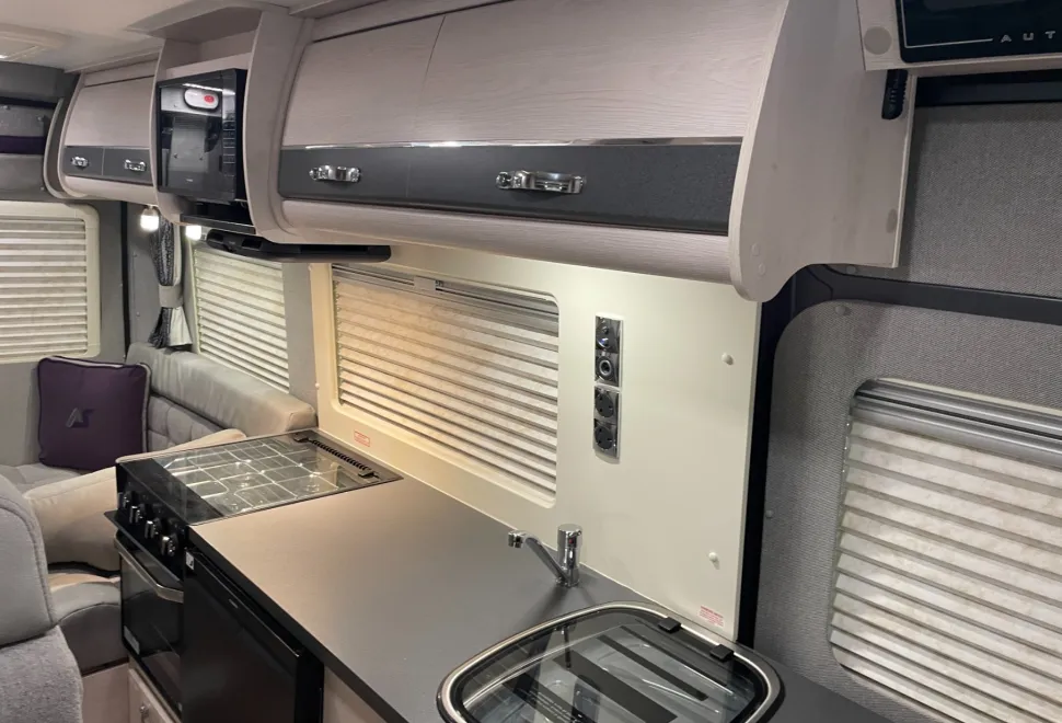 Auto Sleeper    2024