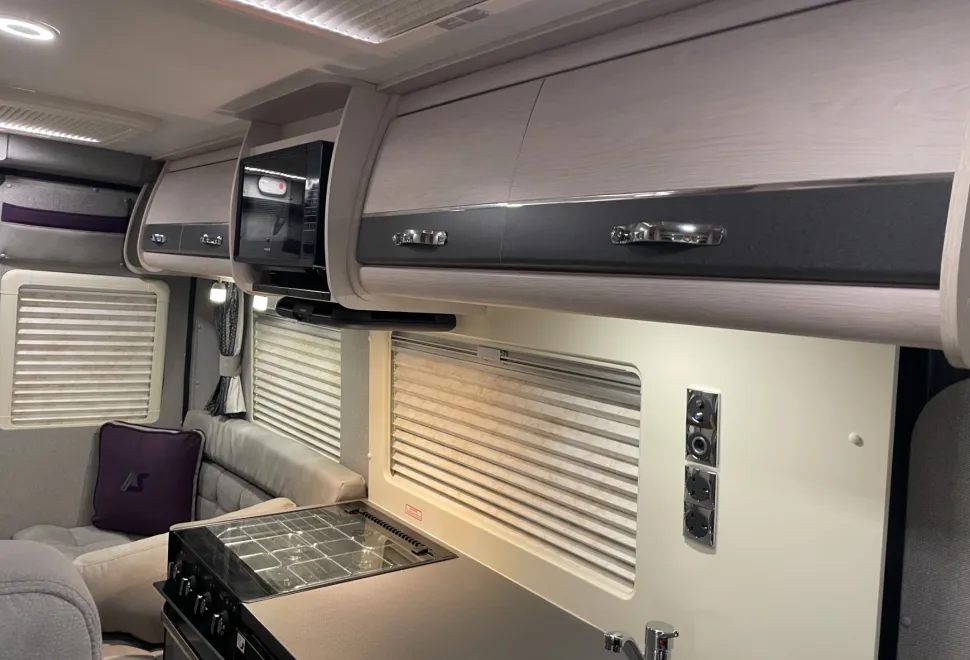 Auto Sleeper    2024