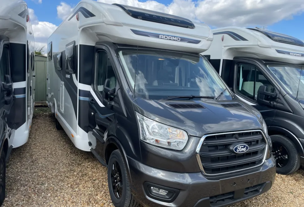 Bailey Adamo XL-T   2026