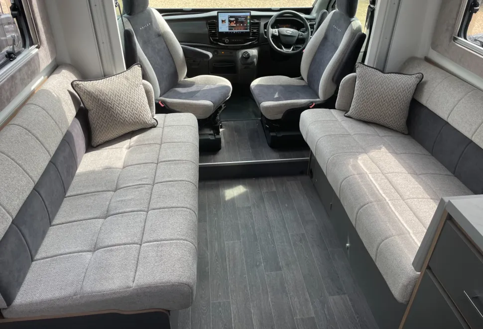 Bailey Adamo XL-T   2026