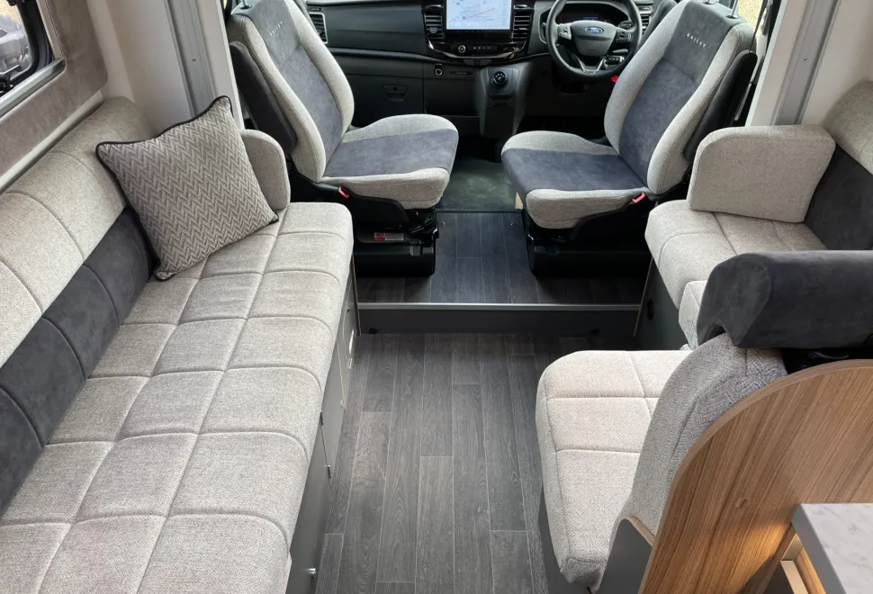 Bailey Adamo XL DL   2026