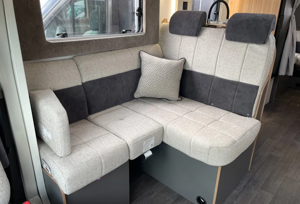 Bailey Adamo XL DL   2026