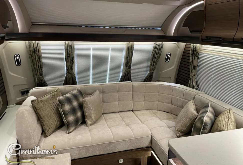 Coachman Lusso   2026